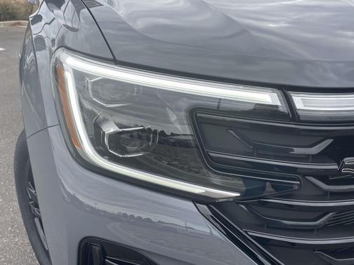 2026 Volkswagen Atlas Cross Sport 2.0T SEL