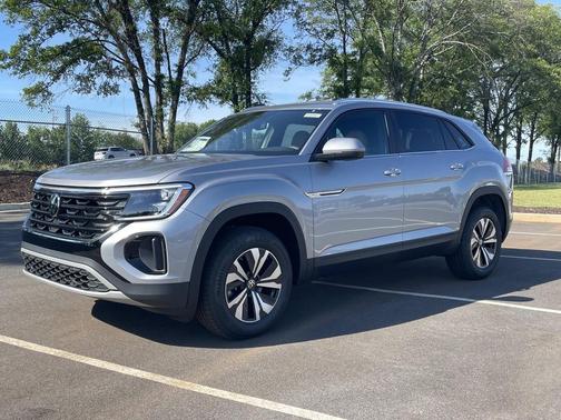 silver mist metallic 2026 Volkswagen Atlas Cross Sport 2.0T SE