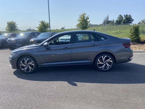 2025 Volkswagen Jetta 1.5T SEL