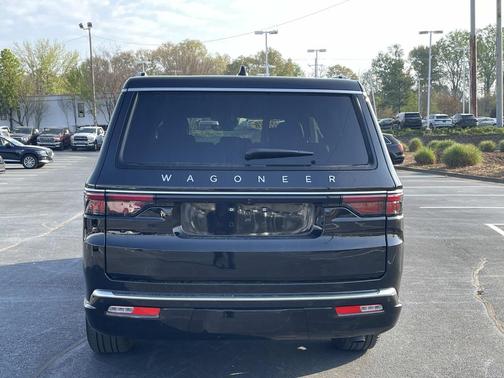 2025 Jeep Wagoneer L Series II 4x4