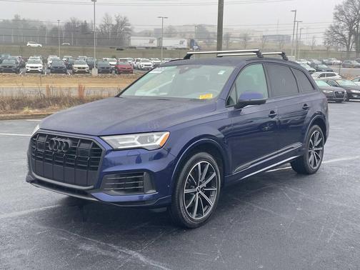 2022 Audi Q7 55 Premium Plus