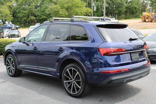 2022 Audi Q7 55 Premium Plus