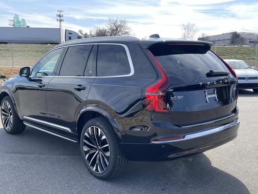 2026 Volvo XC90 Plus, B5 AWD Gas (mild hybrid), Gasoline, Bright, 7 Seats
