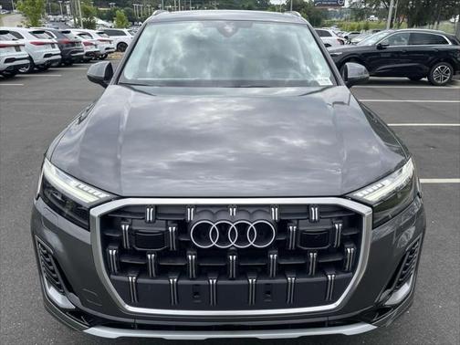 2025 Audi Q7 55 Prestige