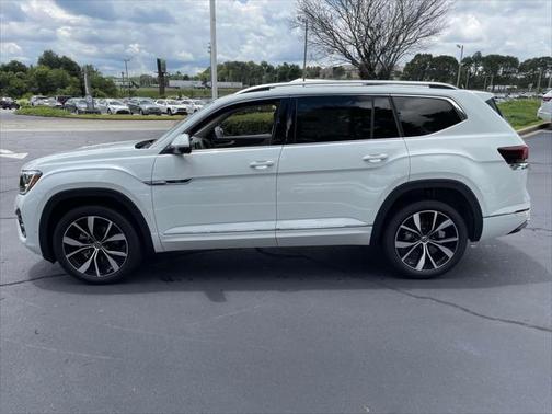 2025 Volkswagen Atlas 2.0T SEL Premium R-Line 4MOTION