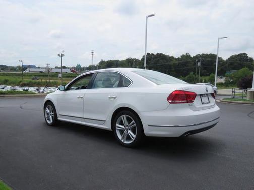 2012 Volkswagen Passat 2.0 TDI SEL Premium