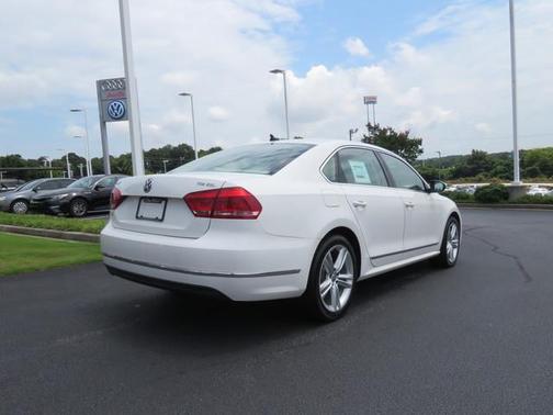 2012 Volkswagen Passat 2.0 TDI SEL Premium