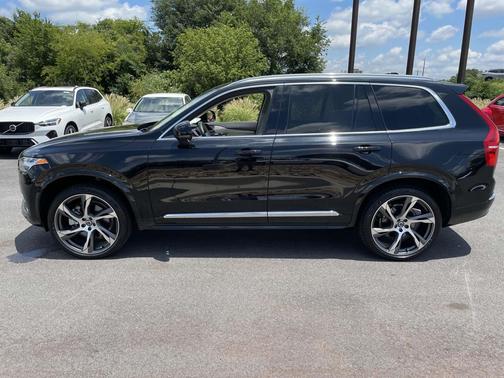 2025 Volvo XC90 B6 Plus 6-Seater