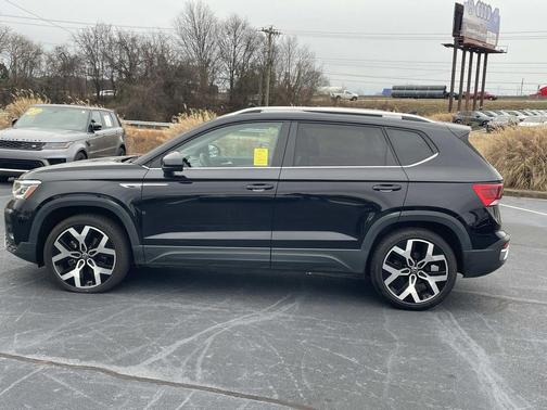 2022 Volkswagen Taos 1.5T SEL