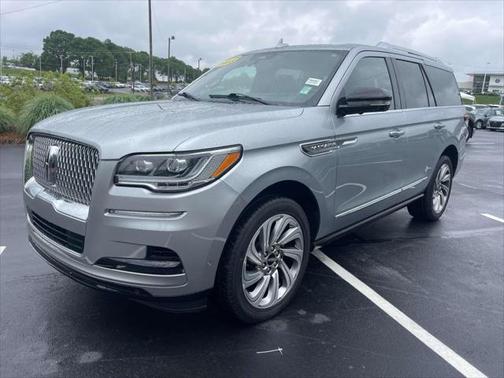2023 Lincoln Navigator Reserve