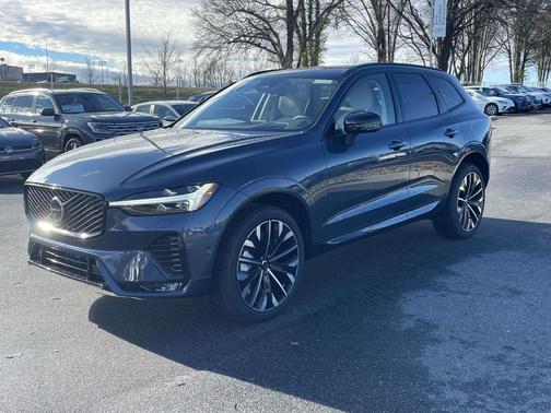 2026 Volvo XC60 B5 Ultra