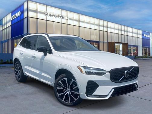 2025 Volvo XC60 B5 Plus