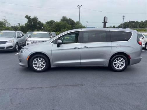 2017 Chrysler Pacifica LX
