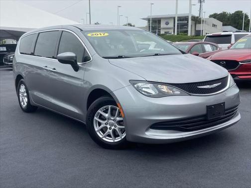 2017 Chrysler Pacifica LX