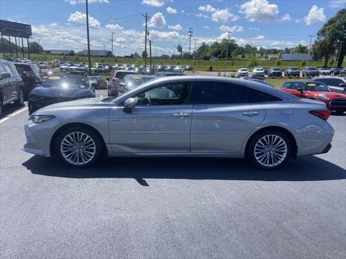 2019 Toyota Avalon Hybrid Limited