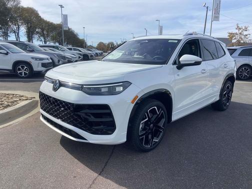 2026 Volkswagen Tiguan 2.0T SEL R-Line 4MOTION