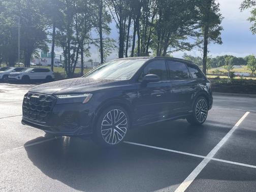 Blue 2026 Audi SQ7 4.0T Prestige
