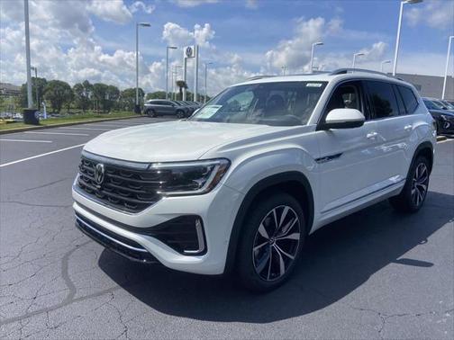 2025 Volkswagen Atlas 2.0T SEL Premium R-Line 4MOTION
