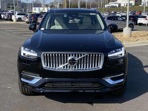 2025 Volvo XC90 Plug-In Hybrid T8 Plus 7-Seater