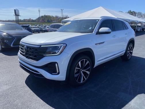2024 Volkswagen Atlas Cross Sport 2.0T SEL Premium