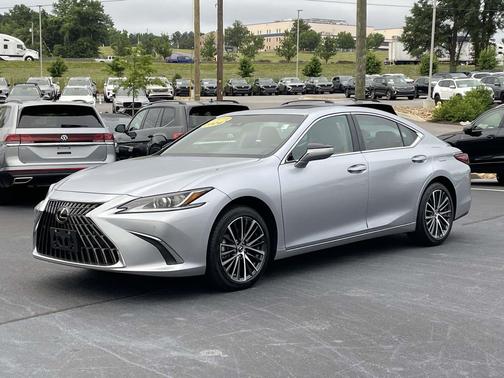 Iridium 2024 Lexus ES 350 Base