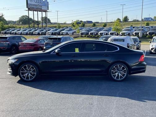 Black Stone 2018 Volvo S90 T5 Momentum