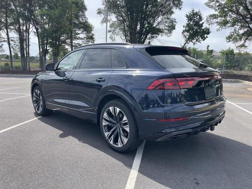 Waitomo Blue Metallic 2026 Audi Q8 55 Prestige