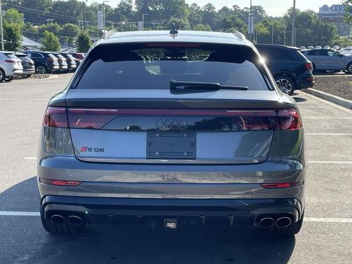 Daytona Gray Pearl Effect 2024 Audi SQ8 4.0T Premium Plus
