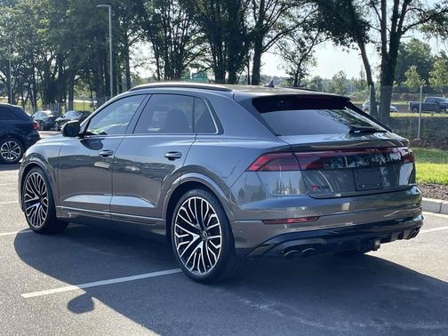 Daytona Gray Pearl Effect 2024 Audi SQ8 4.0T Premium Plus
