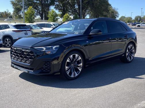 2025 Audi Q8 55 Prestige