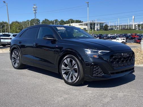 2025 Audi Q8 55 Prestige