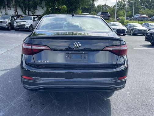 Deep Black Pearl 2024 Volkswagen Jetta 1.5T S