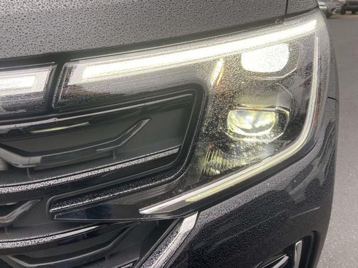 2026 Volkswagen Atlas 2.0T SEL Premium R-Line 4MOTION