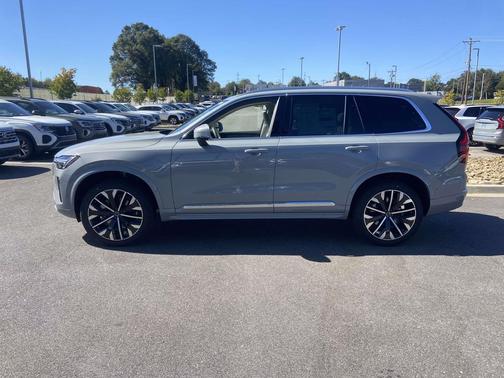 2026 Volvo XC90 B6 Ultra 7-Seater