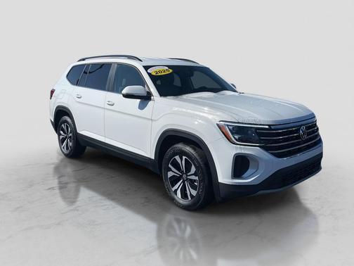 2025 Volkswagen Atlas 2.0T SE