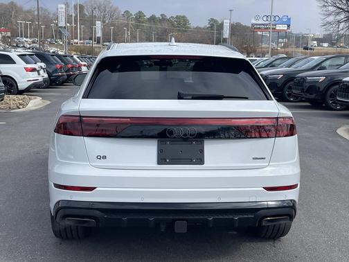 2026 Audi Q8 55 Premium Plus