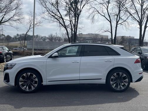 2026 Audi Q8 55 Premium Plus
