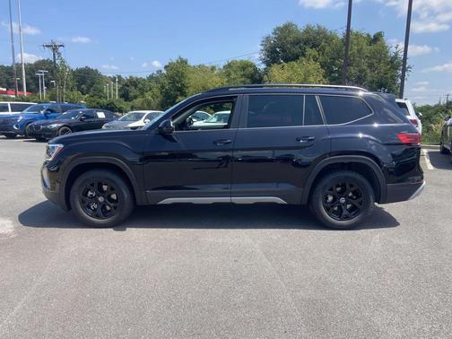 2026 Volkswagen Atlas 2.0T Peak Edition