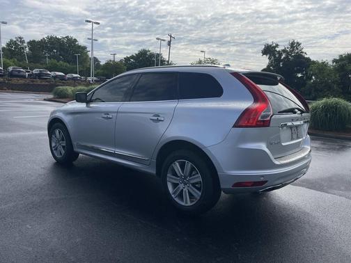 Bright Silver Metallic 2016 Volvo XC60 T6 Drive-E Platinum