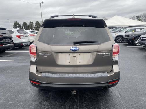 2017 Subaru Forester 2.5i Touring