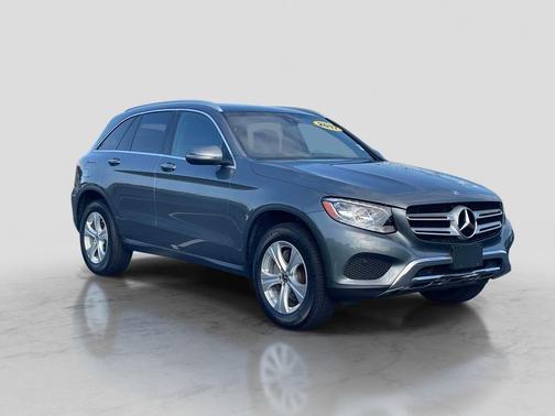 Selenite Grey Metallic 2017 Mercedes-Benz GLC 300 4MATIC