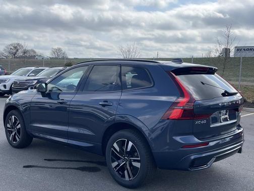 2026 Volvo XC60 B5 Core
