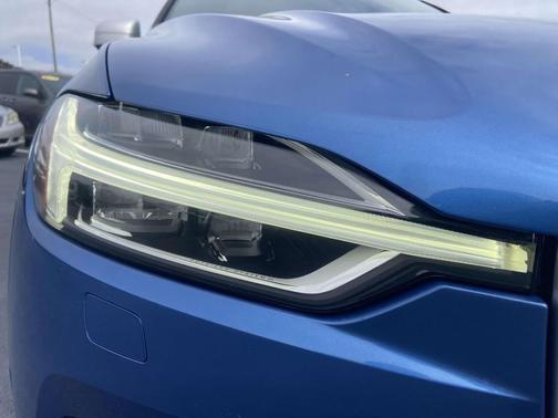 2019 Volvo XC60 T6 R-Design