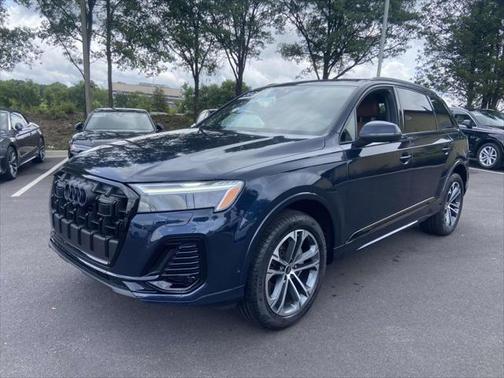 2025 Audi Q7 45 Premium Plus