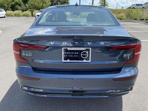 2025 Volvo S60 B5 Plus