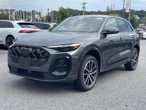 Daytona Gray 2026 Audi Q5 Premium Plus TFSI quattro S tronic