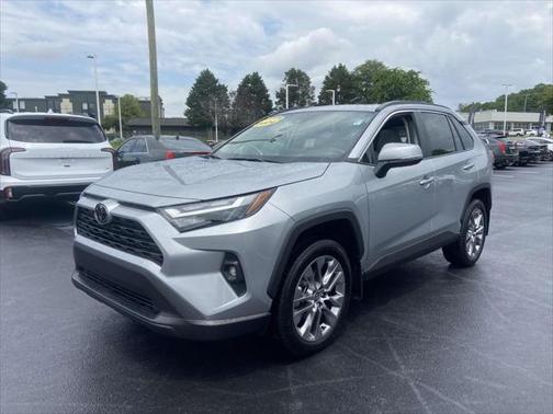 2024 Toyota RAV4 XLE Premium