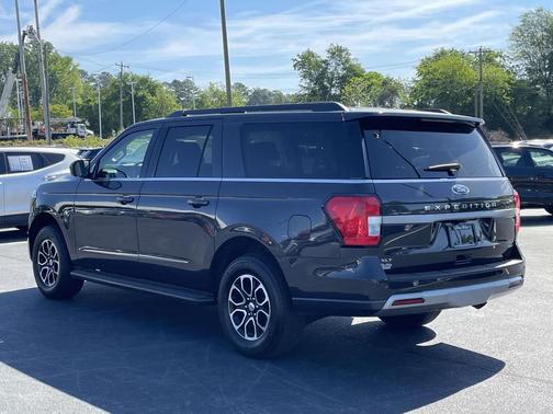 Dark Matter Gray Metallic 2024 Ford Expedition Max XLT