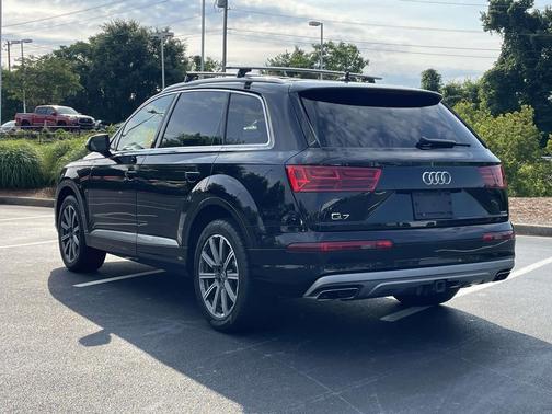 Black 2017 Audi Q7 2.0T Premium