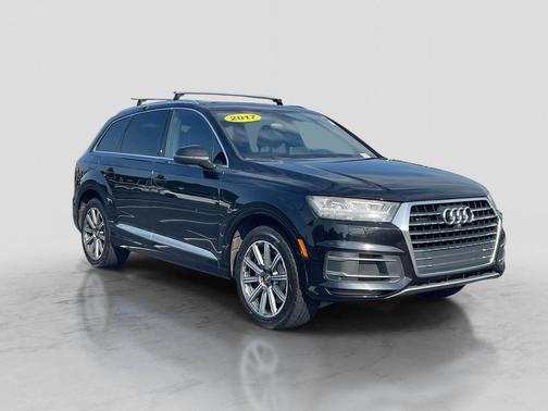 Black 2017 Audi Q7 2.0T Premium
